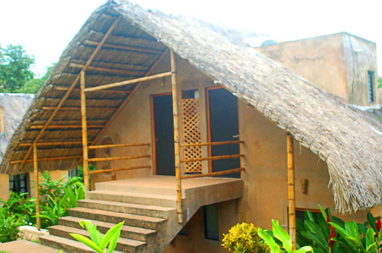 Axkan Palenque, Shows En Vivo & Gastronomia Mar Y Tierra & Travel Agency Dış mekan fotoğraf